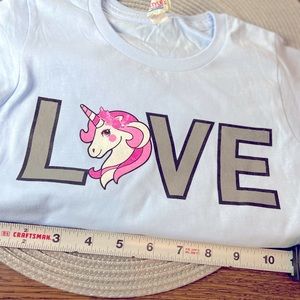 Kids unicorn Love Tshirt Size XS.New without tags, never worn